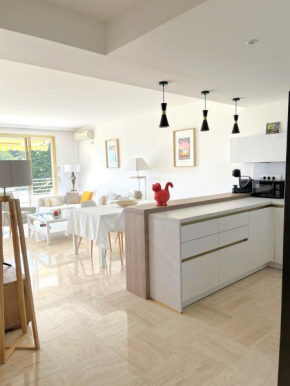 Solezia appartement, piscine et vue mer, by Welcome to Cannes